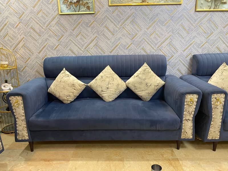 Elegant Sofa Set 4