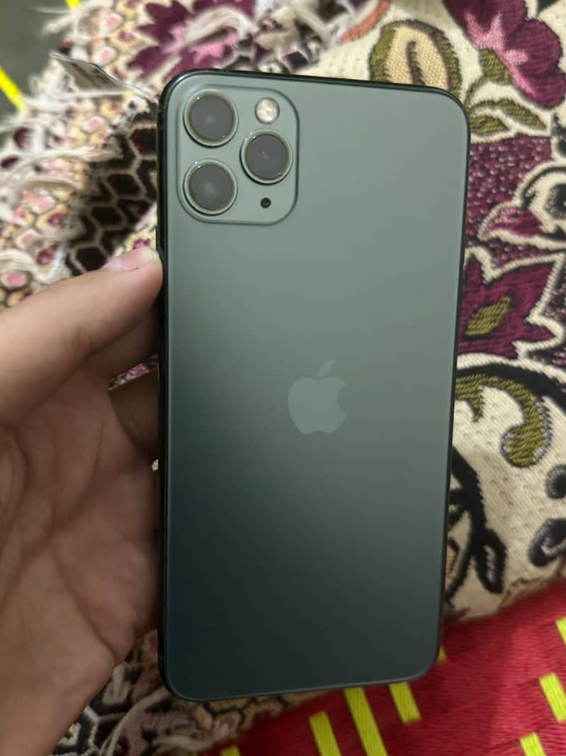 Apple iPhone 11 Pro Max 1
