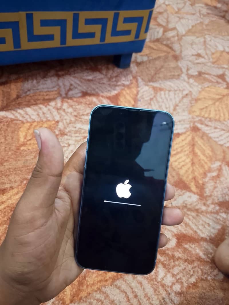 Apple iPhone 14 2