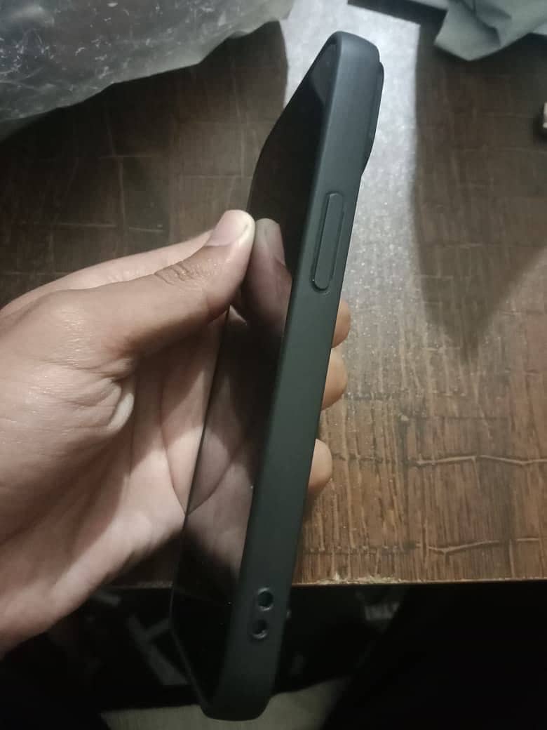 Apple iPhone 14 6