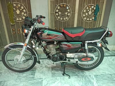 honda cg 125 2024 model genuine condition all ok full body laminated