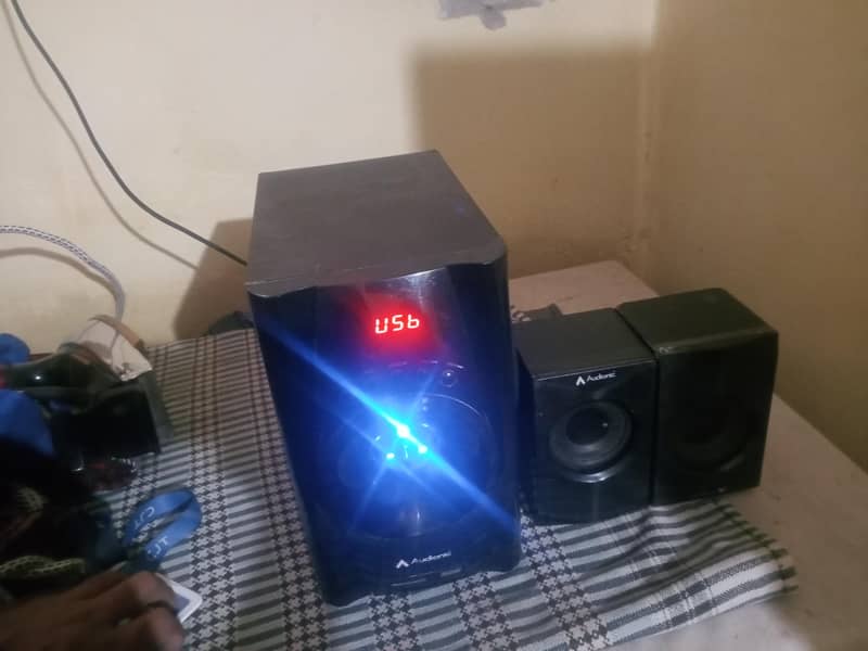 Mega 40 3