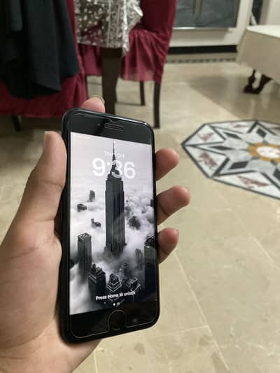 Apple iPhone SE 2022