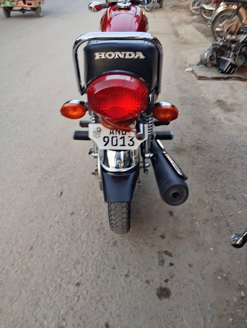 Honda 125 4