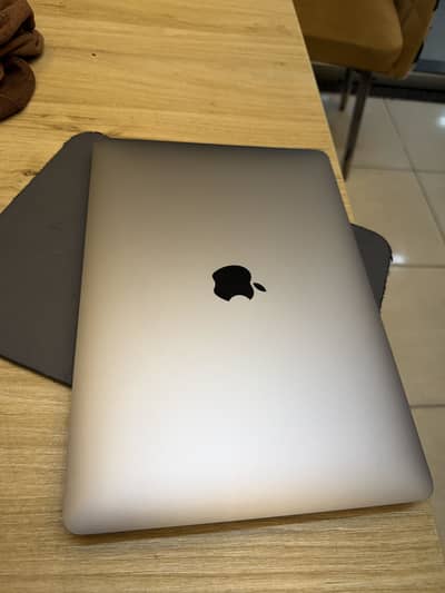 Macbook Air M1 Chip 13" 8GB 256GB