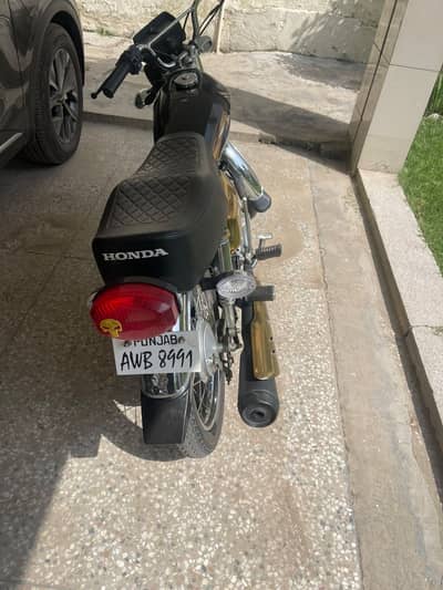 Honda 125 gold self edition