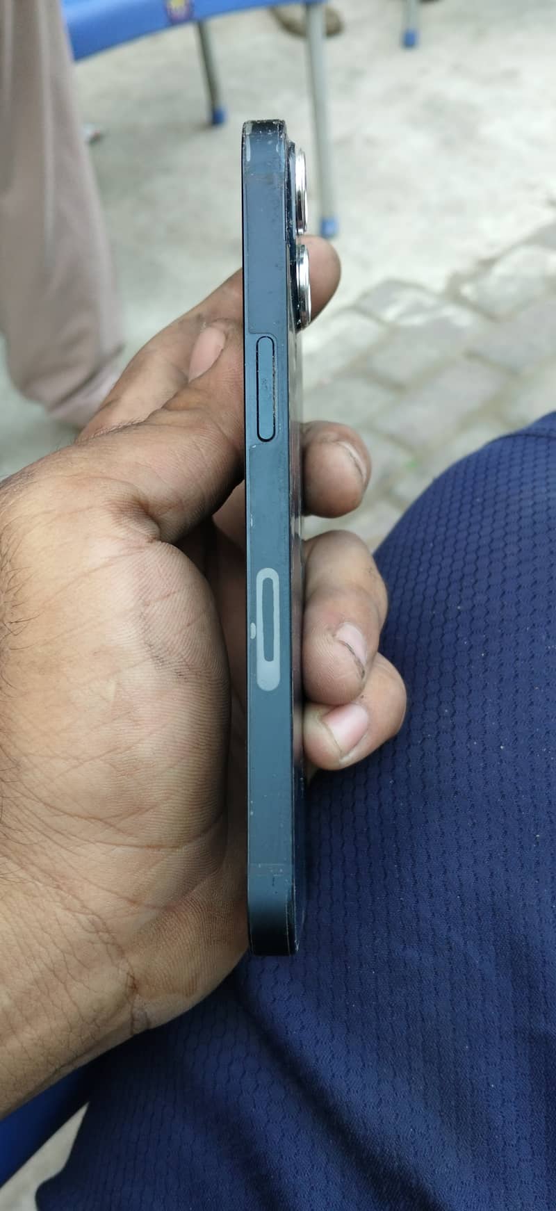 Apple iPhone 13 1