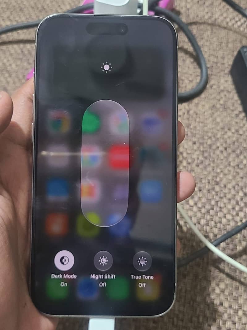Apple iPhone 15 Pro 3