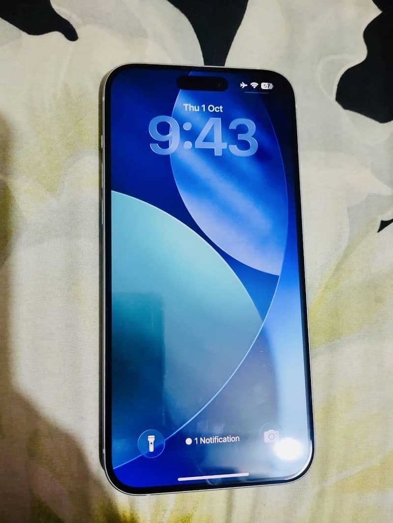 Apple iPhone 15 plus 6