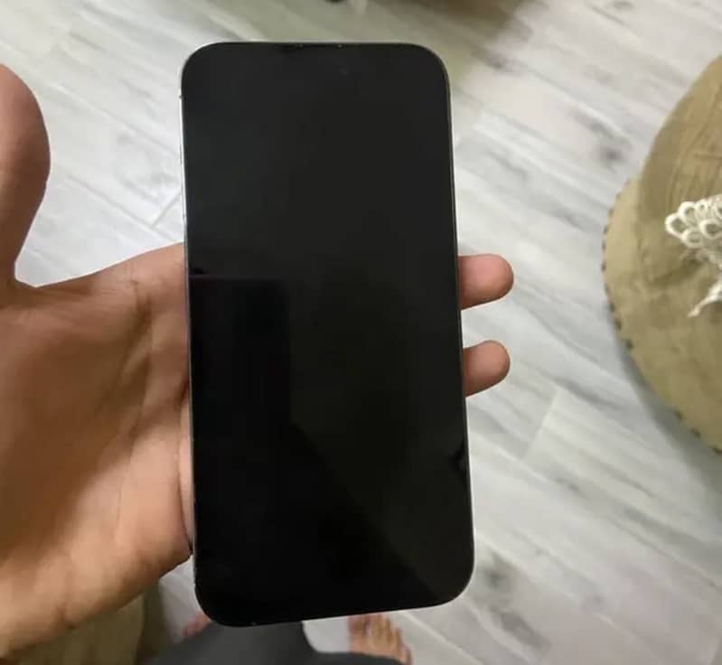Apple iPhone 14 Pro Max 2