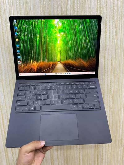 Surface pro 8 Core I7 11 gen