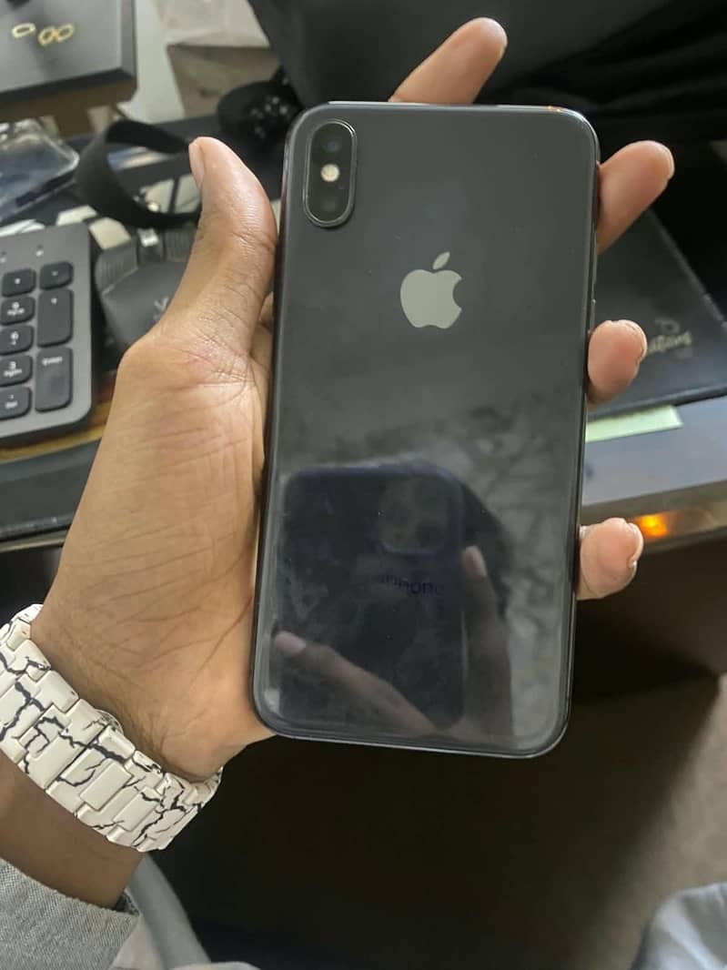 Apple iPhone X 1
