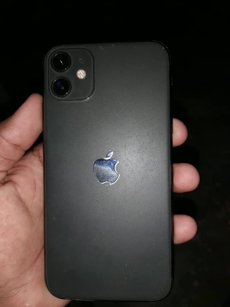 Apple iPhone 11 3