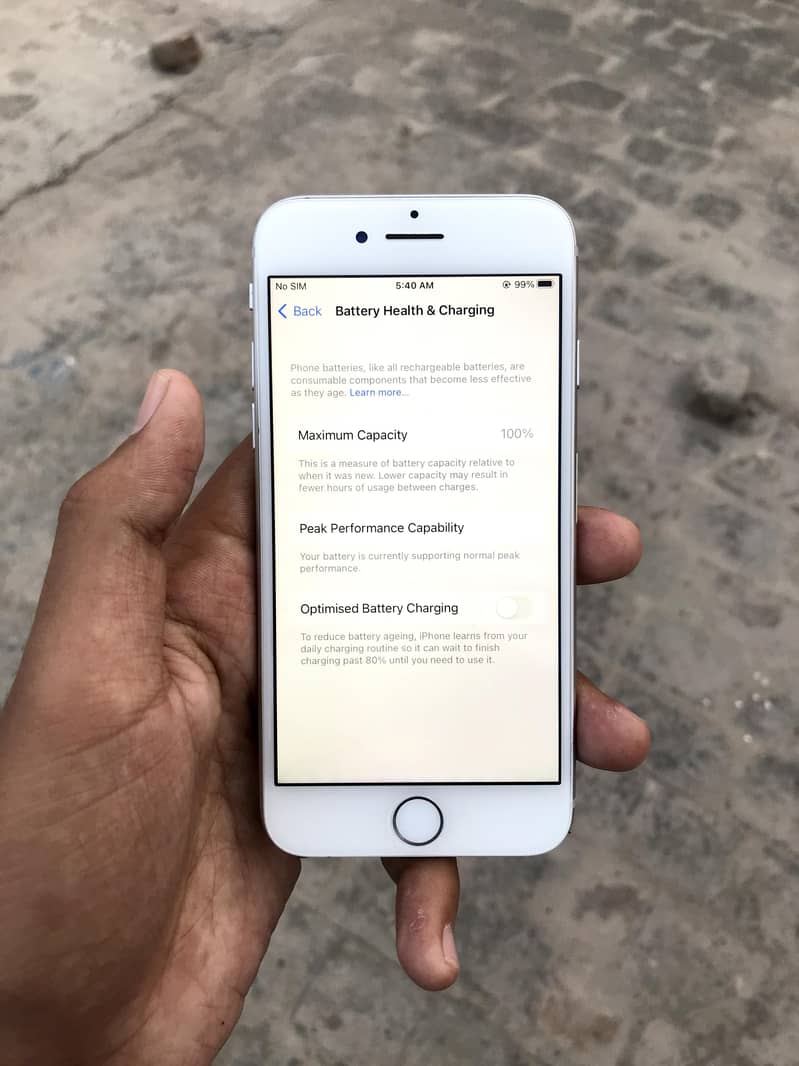 iPhone 8 64gb (03368696095) 8
