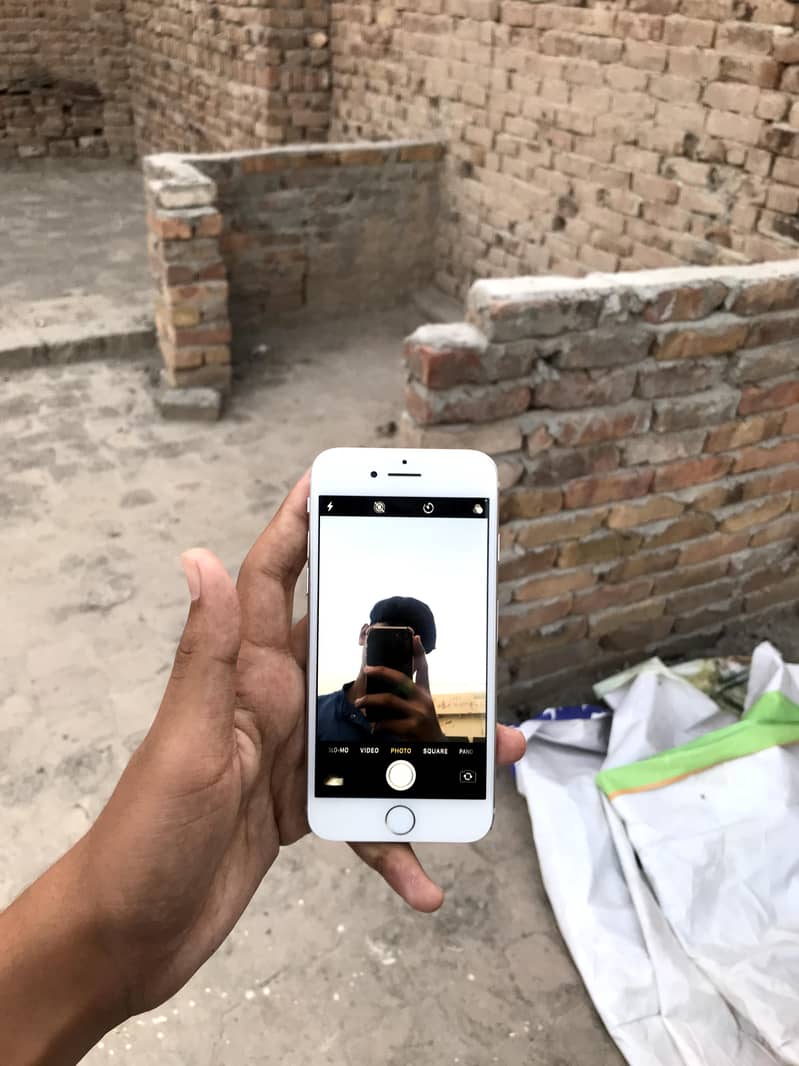 iPhone 8 64gb (03368696095) 12