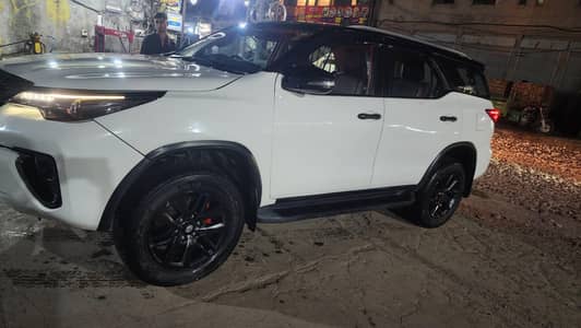 Toyota Fortuner V 2017
