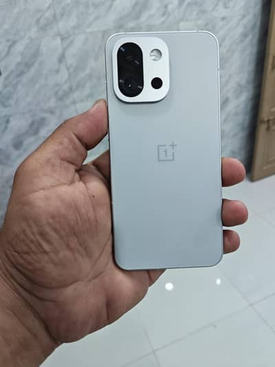One Plus 13t / 13s
