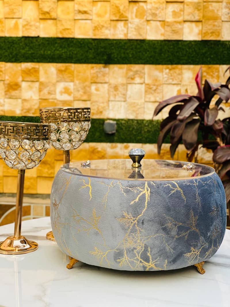 crockery 11