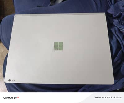 Microsoft laptob 1GB Nvidia graphic card touch screen 10/10