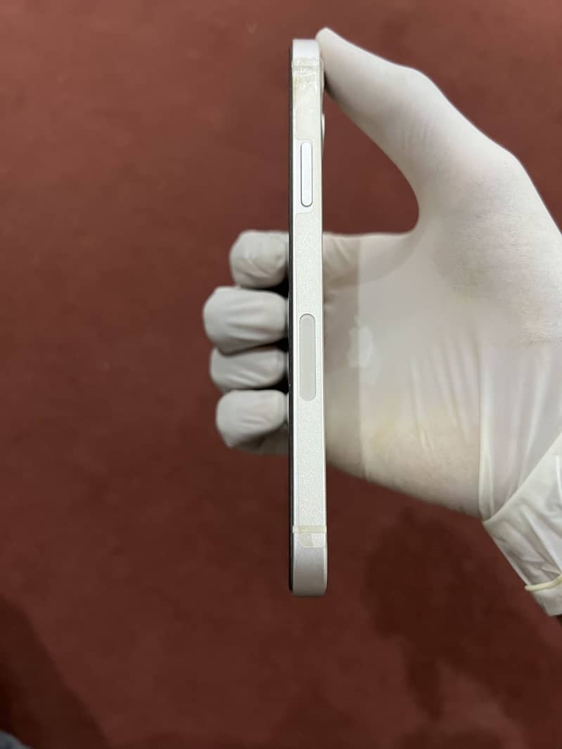 Apple iPhone 12 3