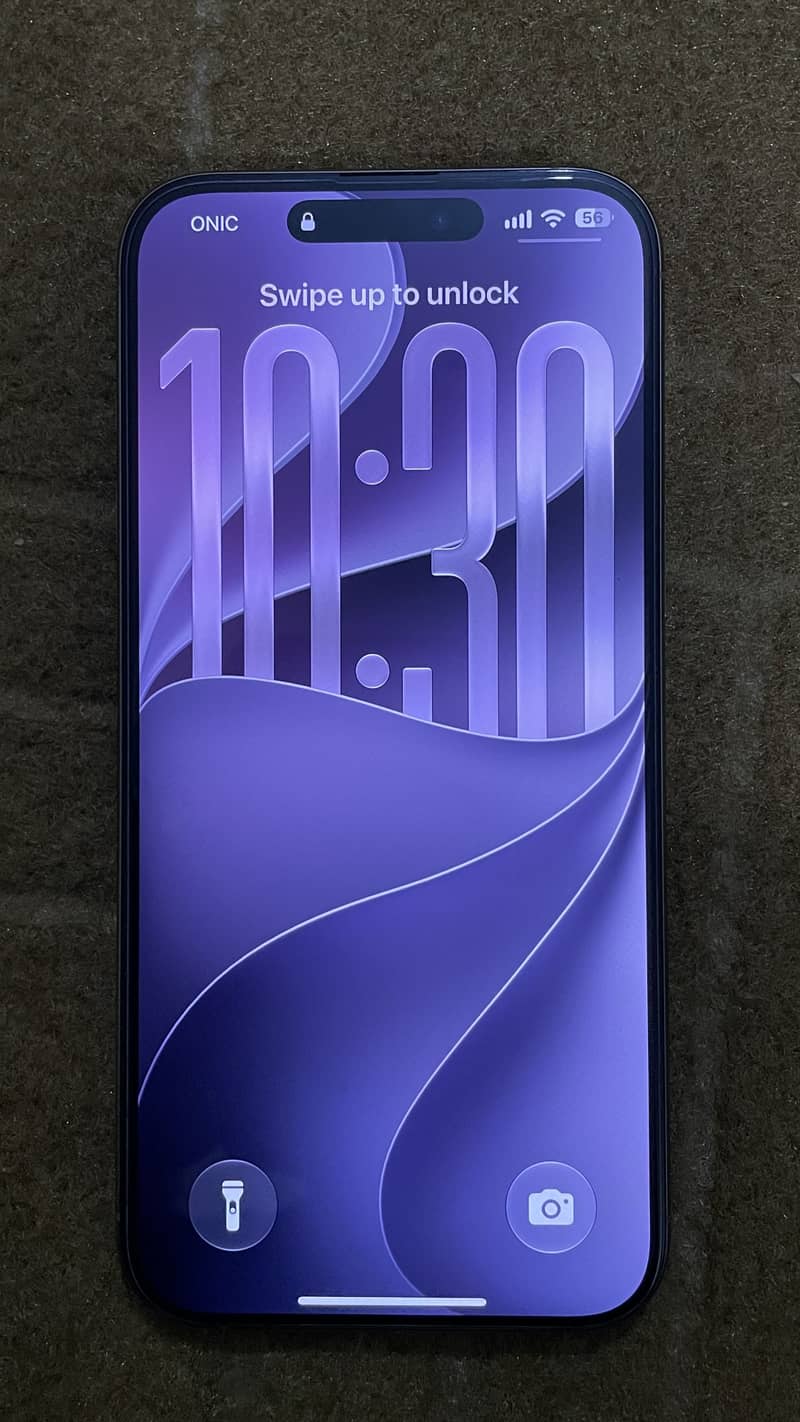 Apple iPhone 16 Pro Max 0