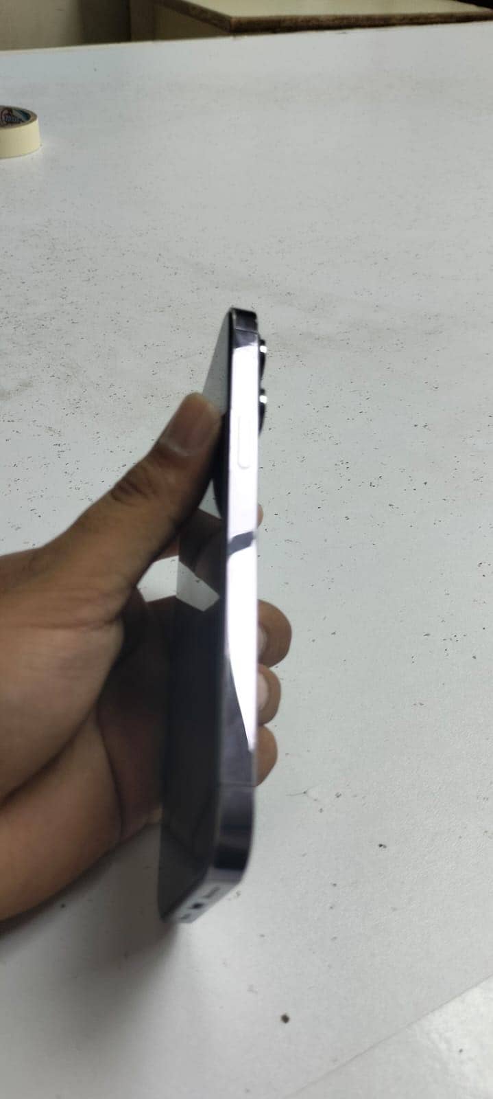 Apple iPhone 14 Pro Max 2