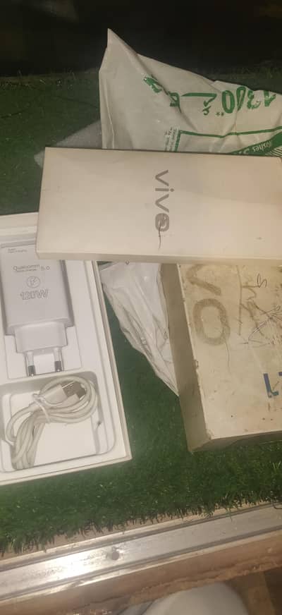 Vivo Y21 original panel Mai hai hr cheez ok hai 120vote fast charger