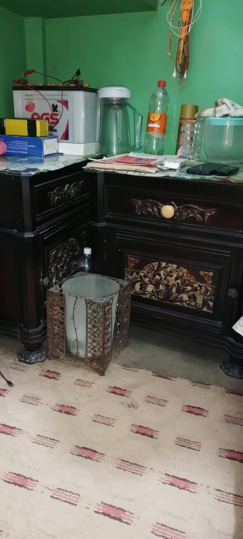 Furniture 0