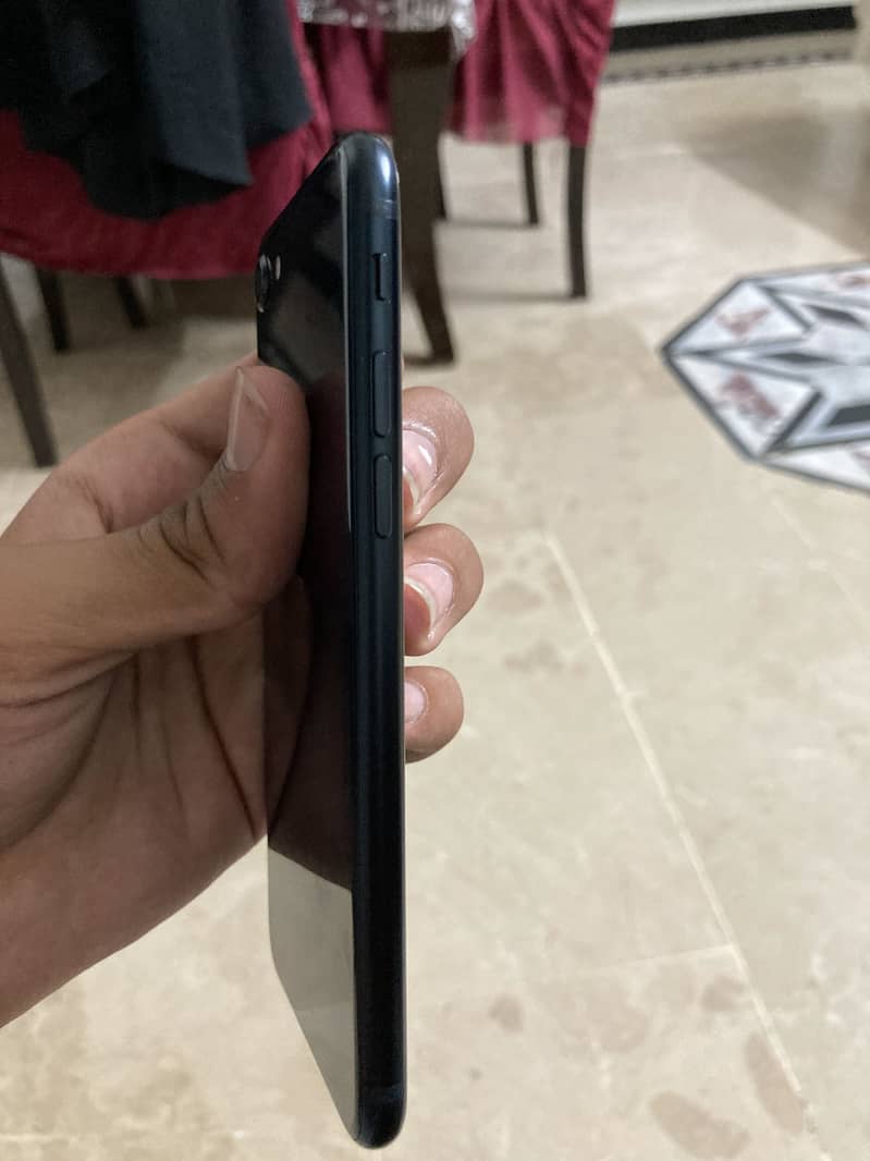 Apple iPhone SE 1