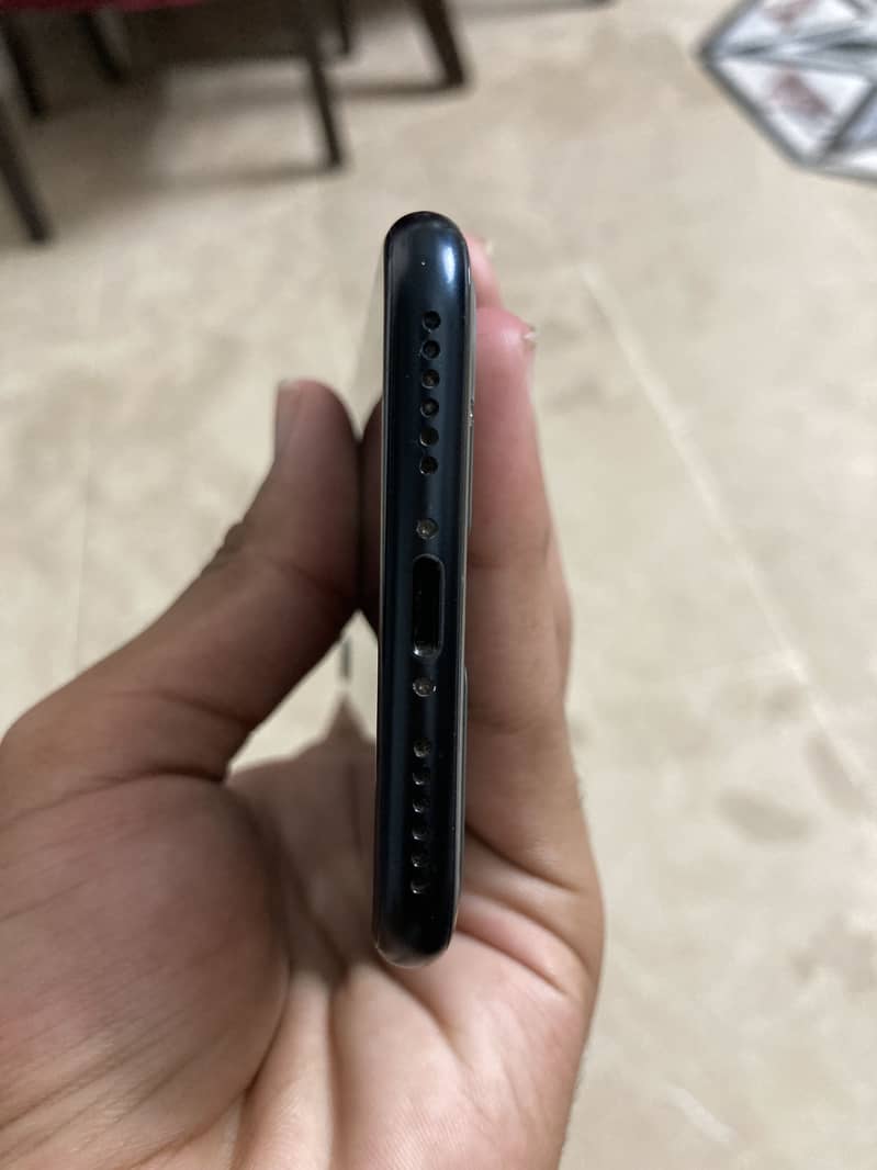 Apple iPhone SE 3