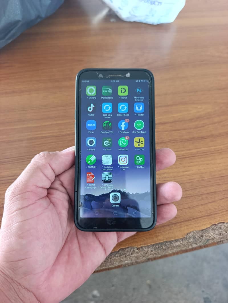 OPPO A83 0