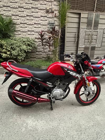 ybr 125