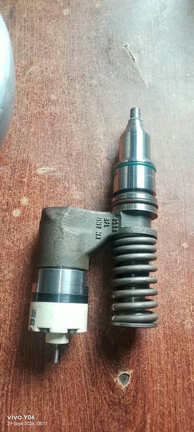 cat caterpillar diesel fuel injector 10R . c15. c18.3512 generator