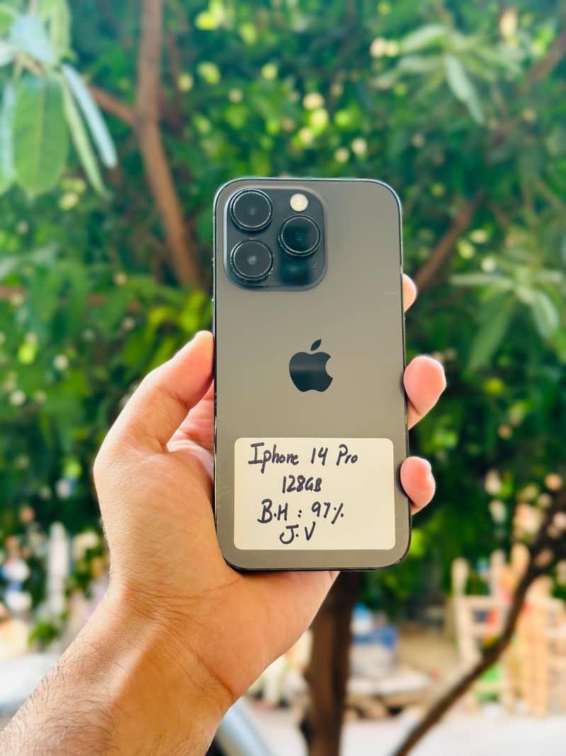 Apple iPhone 14 Pro 0