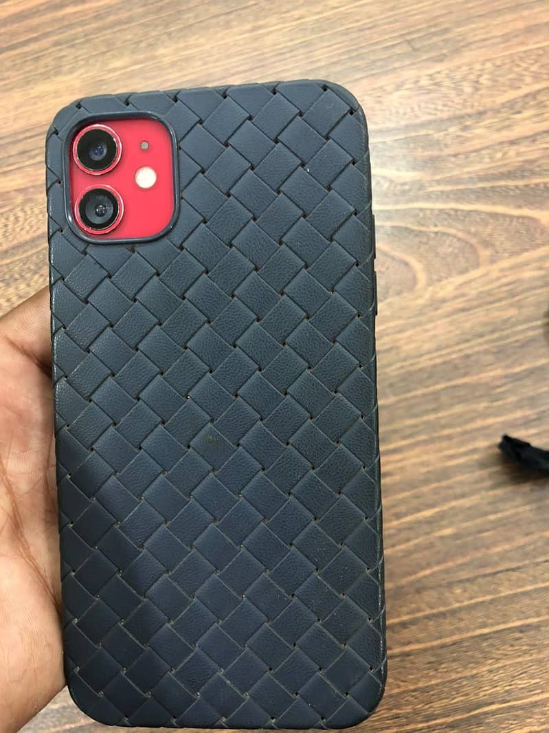 Apple iPhone 11 4