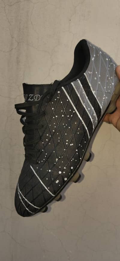 Professional Football Shoes Size 9 - Black & Grey Design