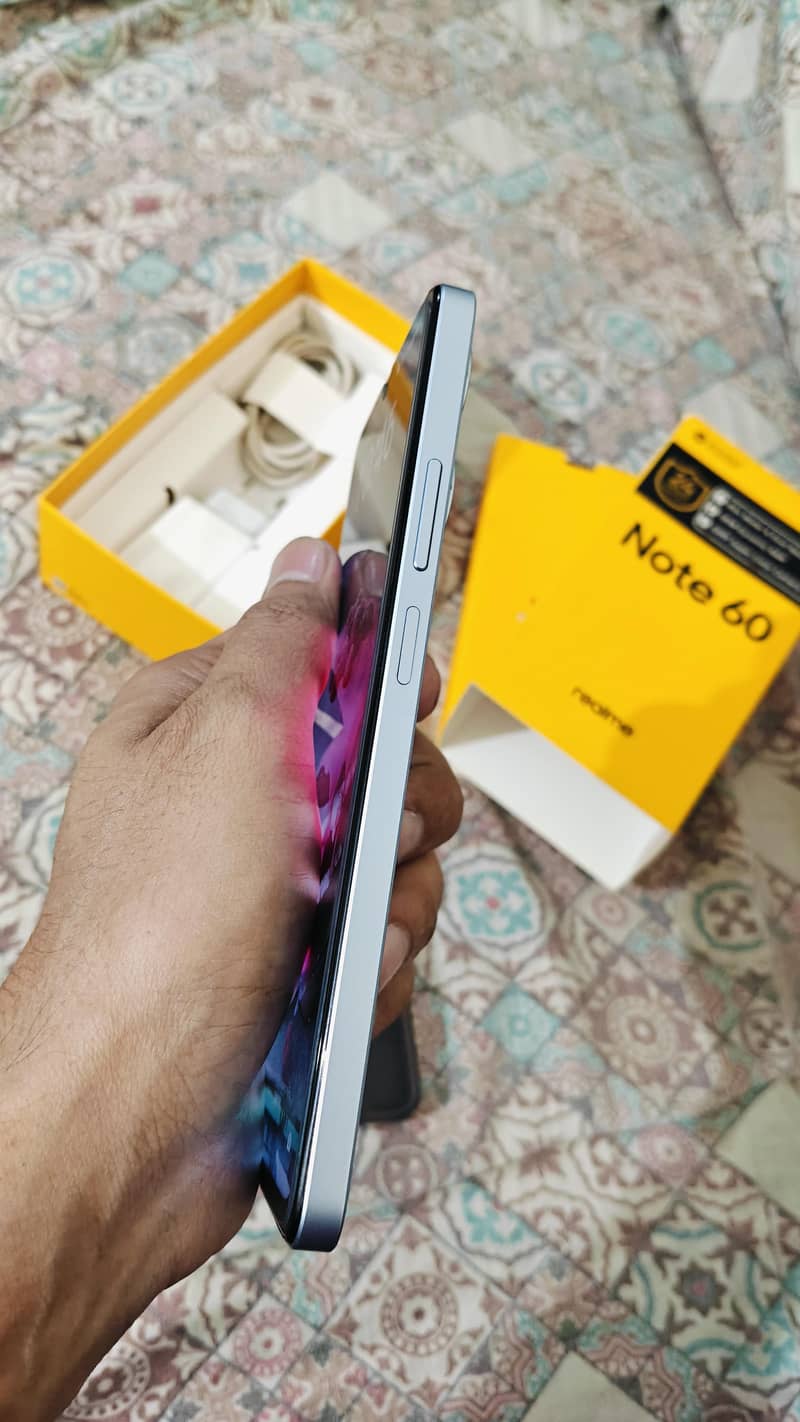 Realme Note 60 2