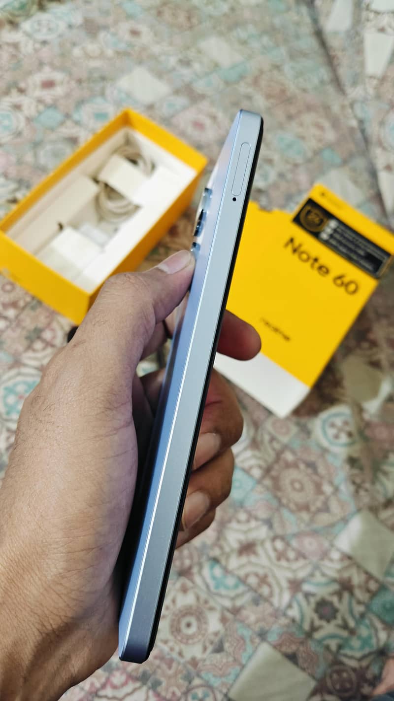 Realme Note 60 3