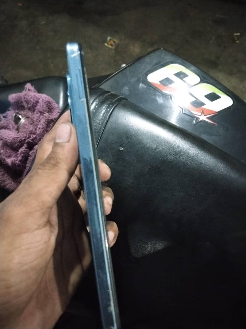 Tecno Spark 20 1