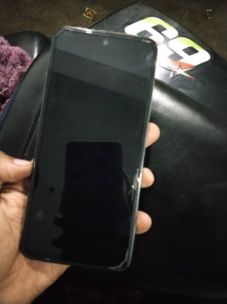 Tecno Spark 20 3