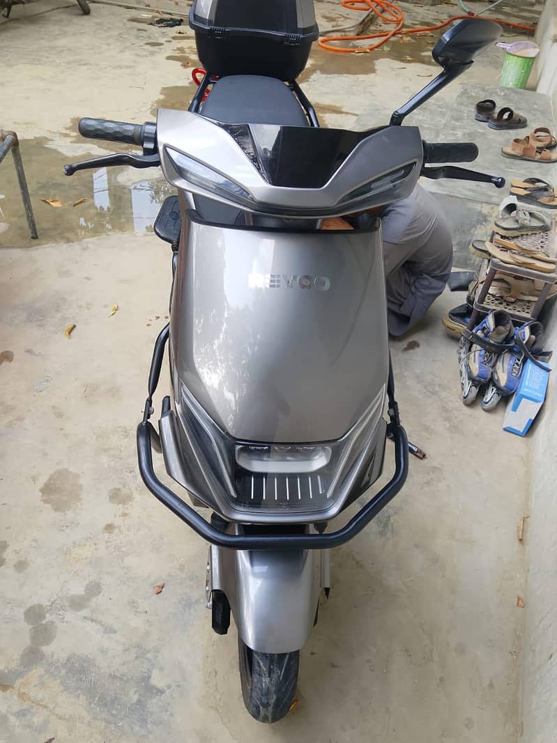 Revoo C32 0