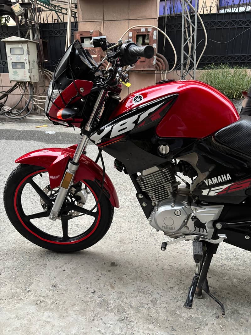 ybr 125 3