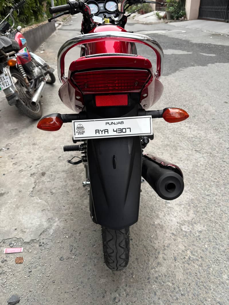 ybr 125 9