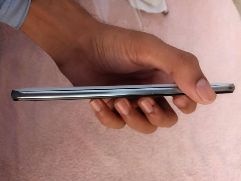 Xiaomi Redmi Note 9S 3