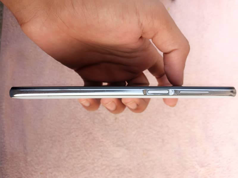Xiaomi Redmi Note 9S 5
