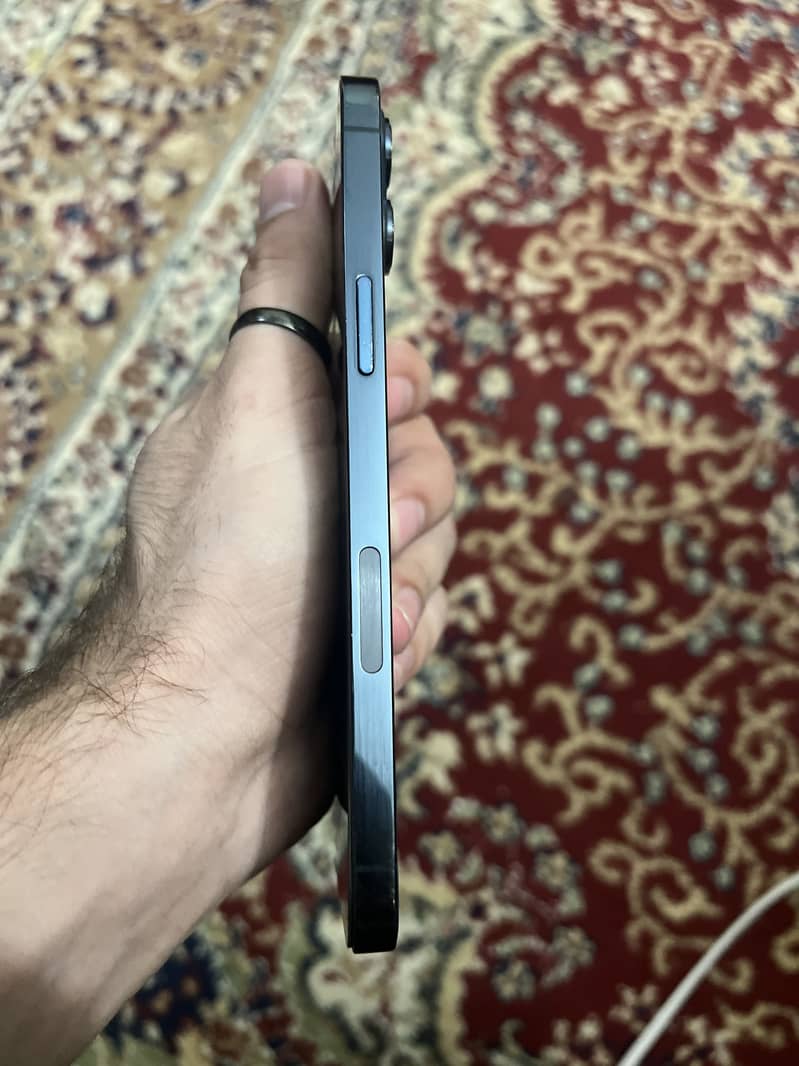 Apple iPhone 12 Pro Max 2