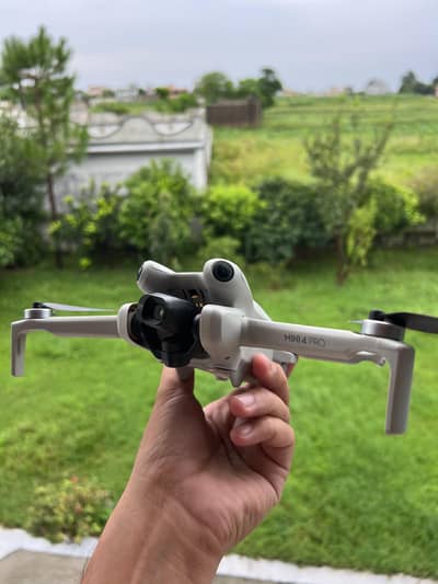 Dji mini 4 pro fly more combo