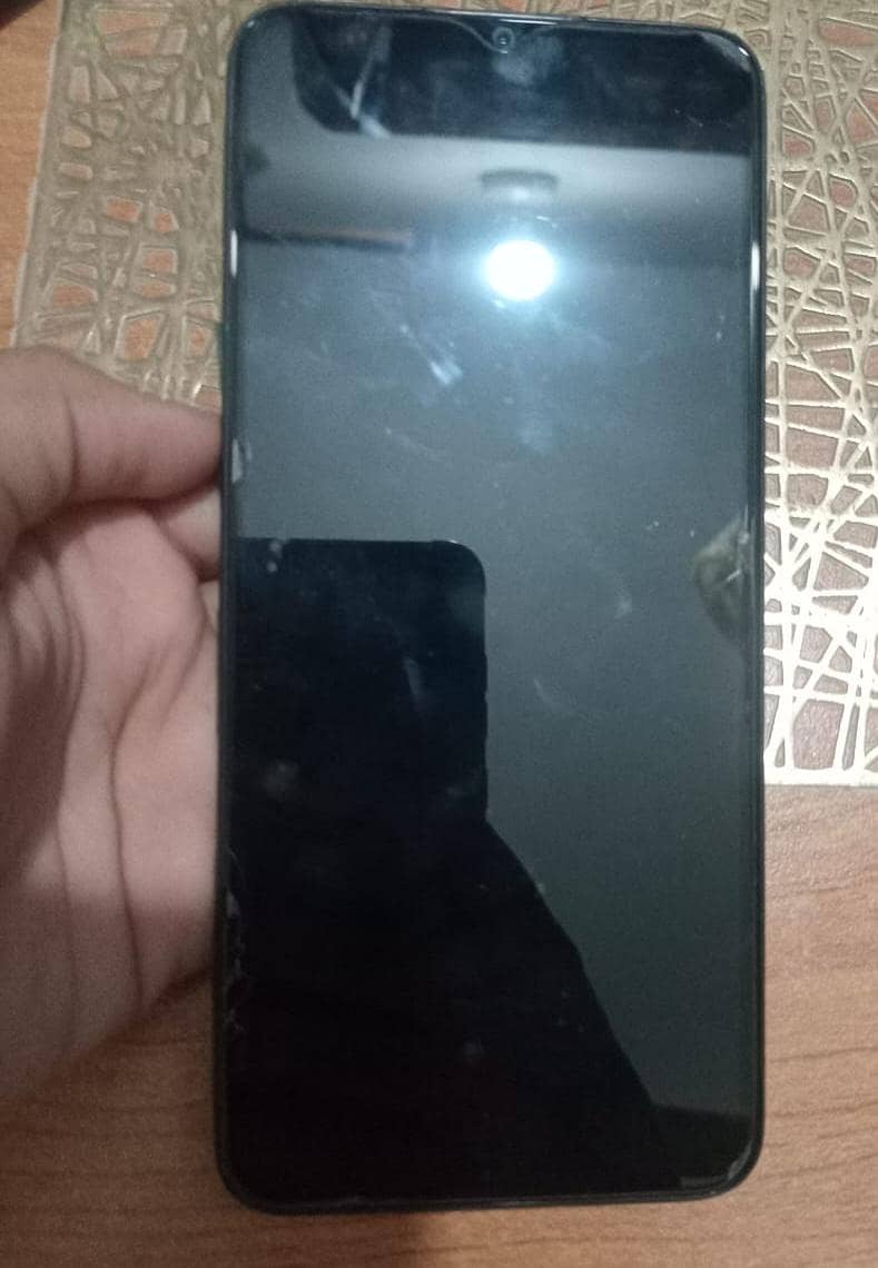 Realme 5i 0