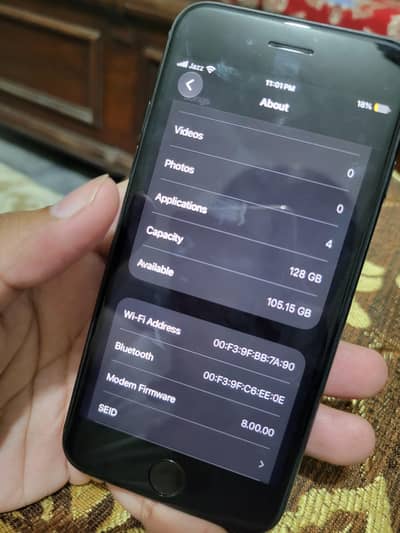 Apple iPhone SE 128gb