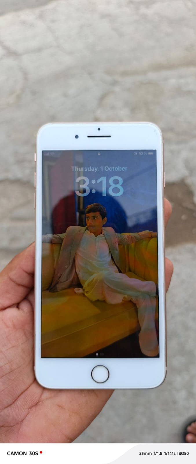 Apple iPhone 8 Plus 4